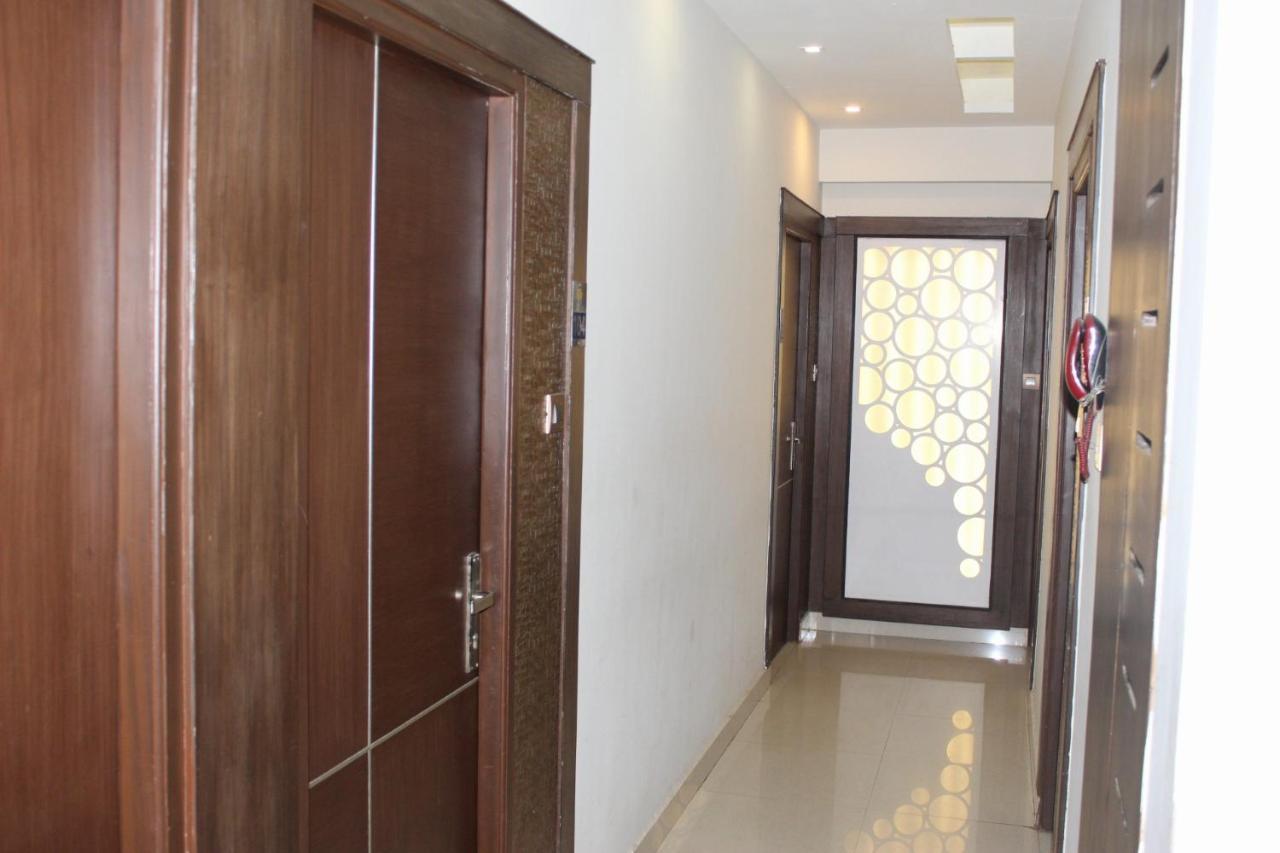 Sky Gate Hotel Near Apollo Main, Women'S & Children'S Us Consulate Sankara Netralaya Goethe Institute Prestigepalladium Shastri Bhavan Senmozhi Poonga Raj Ratnam Stadium Taj Coromandal India Oil Bhavan Dr Mohan'S Diabetics Vac Chennai Exterior photo